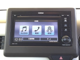Honda純正オーディオ(WX-211C)を搭載しており、ワンセグTVの視聴にも対応。日常のドライブをより快適に楽しめます。