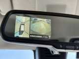 アラウンドビューモニター画像を映し出せるルームミラーです。全体を見渡せてとても重宝します。