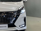 【ハイビームアシスト】先行車または対向車や周囲の明るさなどに応じ、自動的にハイビーム(上向き)とロービーム(下向き)を切り替えます!