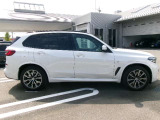 当社の新車販売下取車を多く扱っております。しっかりと整備され、大切に乗られた認定中古車を是非ご覧ください。営業スタッフ3名事務2名で毎日元気に営業しております。お気軽にご来店いただけたら幸いです。