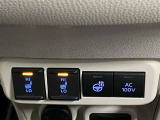 寒い時期には重宝します。シートヒーターとステアリングヒーター