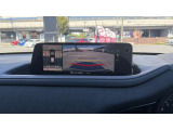 フロントカメラの映像もご覧いただけます!狭い駐車場での切替しも安心です♪