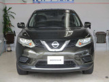 大きなVモーショングリルは日産らしさを引き立たせてくれます。