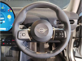 ミニ独特のゴーカートフィーリングと呼ばれる軽快なハンドリングはAT車、MT車のどちらでも楽しめます。
