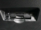 ETC車載器付きです。高速道路の料金所もスムーズに通過できます。