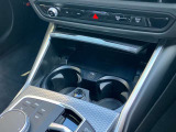 人気のワイヤレスチャージング!
