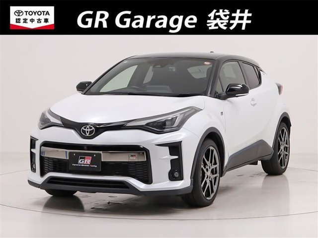 C-HR ハイブリッド 1.8 S GR スポーツ 