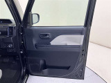 運転席ドア内張はご覧のとおり