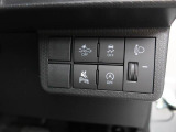 当社は購入後のアフターケアを大切にしております。納車後、1ヶ月無料点検、半年ごとにあんしん点検、12ヶ月法定点検の誘致をします。また車検までの点検をセットにした『ワンダフルパスポート』を販売中です。