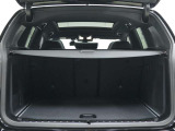 中古車だけではなく、新車も多岐にわたり、正規輸入車販売を行っております。各店舗選りすぐりの仕入ネットワークの中からあなたにピッタリのお車を探します!