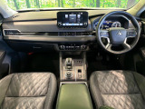 アウトランダー PHEV 2.4 P 4WD 