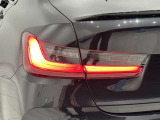 BMW伝統のL字型テールライト