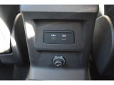 接続端子や電源まわりも掲載。お使いの機器との接続や、車内での利用方法についてご相談いただけます。