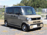 中古車にもボディーコーティング施工できます。一度ボディを磨いてから施工しますので、光沢のある綺麗な状態でお乗りいただけます。お気軽にご相談下さい。