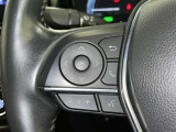 ステアリングスイッチ装備!運転しながら手元でオーディオの操作などができます。