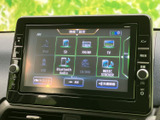 FM・AMやテレビ、Bluetooth Audioなど、選択できる音源が画面に並びます。聴きたい音源を一覧から確認しやすく、普段の通勤やお出かけ時にも使い分けしやすい構成です。