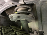 お車を安心してお乗りいただく為には、足回りの定期点検が欠かせません。サービスサポート(有償保証)では無料点検もご提供しており、安心のカーライフをお過ごしいただけるサポート体制が整っています。