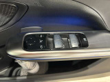 メモリー付き電動シートも装備されておりますのでシート位置を3パターン記憶できます。