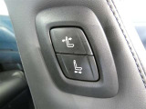 助手席もパワーシート付です。運転席からは、助手席肩口パワーシートスイッチで助手席シートの操作が手軽にできます。