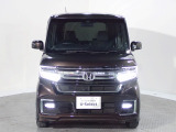 LEDヘッドライト が装備されています。より明るく!省電力!で、夜間走行時や雨の日に明るく安全に前方を照らすことが出来ます。