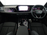 運転に必要な情報をメーター内に集約し、ドライバーの安全で快適な運転に寄与するアウディバーチャルコックピット。