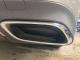 「認定中古車」は納車前整備がポイントです。メルセデス・ベンツの定める厳しい基準をクリアしたお車のみご案内させて頂きます。納車前整備はメーカー規定に基づき自社工場で入念に行なわれます。