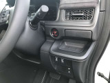 お車は一生の内にそう何度も買いなおされるものではありません。なので後悔の無いお車選びとカーライフ私たちケイスマイルにサポートさせて下さい!
