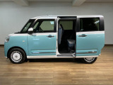 運転席のスイッチでリヤのスライドドアを電動で開閉できます♪スマートキーやドアハンドルからも開閉が可能です☆