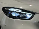 LEDヘッドライト夜の視界でも明るいです。