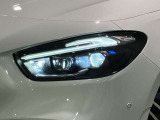 LEDヘッドライト夜の視界でも明るいです。