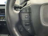 ステアリングスイッチ装備!運転しながら手元でオーディオの操作などができます。