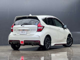 人気のノートE-POWER NISMOが入庫しました。是非現車を見にご来店下さい。