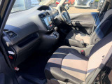 気になるお車がありましたら右の電話番号から直接お店にお問い合わせください。支払方法から車両情報、状態までなんでもご説明させて頂きます。スタッフ一同ご連絡お待ちしております。