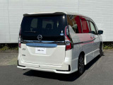 セレナ 2.0 ハイウェイスターV 