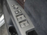 ◆パワーウィンドウスイッチ◆運転席から全席の窓の開閉操作を行うことが出来いつでも換気ができます!