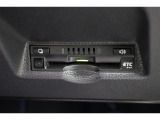 高速道路走行の料金所をノンストップで通過できるETCを装備!※ ETCカードのお申し込みも当社にお任せ下さい!