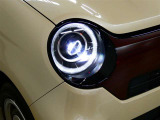 LEDヘッドライトです。デザイン性がよくとても明るいので、夜間の走行や悪天候でも安心です。しかも長寿命!
