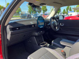車両の状態や装備などご不明な点がございましたらお気軽に問い合わせ下さい。 弊社セールスコンサルタントが親切丁寧にご対応させていただきます。お問合せは電話(0078-6002-621052)かメールにてご相談下さい。