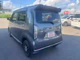 快適にお使いいただく為にも、きちんとした整備を行ってからご納車致します。3カ月 3,000kmの自社保証もお付けいたします。
