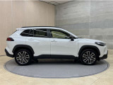 全車1年間の走行距離無制限のロングラン保証付きです。また、さらに安心をお求めの方には1年〜2年の保証延長ができる「ロングラン&alpha;保証」(有償)もお選びいただけます。