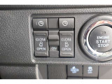 運転席からも操作の出来る助手席側パワースライドドアスイッチをタッチすると、ご家族様の乗り降りが便利で皆様の嬉しく頼もしい瞬間が過ごせます!
