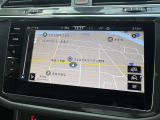 「ディスカバープロ」ナビゲーション機能をはじめ、車両設定や走行情報の確認など、多彩な機能をスマートに操作できます。