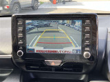 バックガイドモニターで、後方を確認しながら安心して駐車することができます。運転初心者も熟練者も必須の機能ですよ!