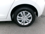 車体にぴったりの純正ホイールです。