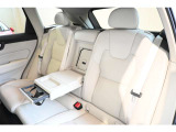 詳細お問い合わせは、VOLVO CAR 姫路まで。079-292-5481
