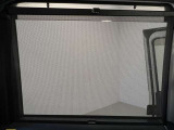 太陽がまぶしい日はサンシェードで守ります!