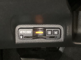 ハンドルの左下にETC2.0がついています。高速道路の料金所の通過も楽々です。 カードの取り出しもしやすい場所についています。