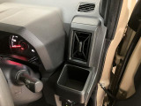 国道1号線沿い(京都方面)にございます。公共交通機関ですと京阪電車「枚方市」(京橋から特急で1駅)よりバス「国道池ノ宮」徒歩約5分です。