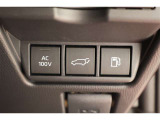 電動式バックドアです。 荷物を持ったままでもボタン一つで自動的に開け閉めできるので便利ですよ。 挟み込み防止機能も付いていますのでお子様の手や荷物を挟み込むのを防いでくれますよ。
