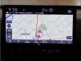 純正11.4インチHondaCONNECTナビ(LXM-247VFLi)&バックカメラが装備されているので、普段の使い勝手もロングドライブも快適です。